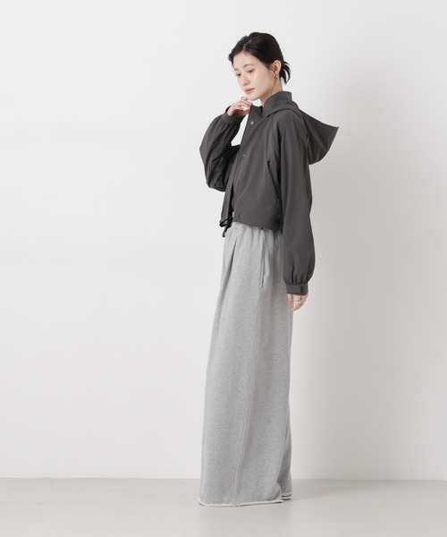 NEW BALANCE(ニューバランス)の「New balance/NB Greyクロップドジャケット(ナイロンジャケット・レディース・グレー/ブラック・M)」の11枚目の写真