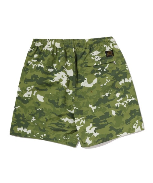A BATHING APE(アベイシングエイプ)の「MULTI PIXEL CAMO RELAXED FIT BEACH SHORTS(その他パンツ・メンズ・ブラック/グリーン・X-LARGE/XX-LARGE/SMALL/MEDIUM/LARGE)」の4枚目の写真