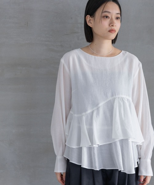 A part by（アパートバイ）の「アシメペプラムブラウス（シャツ/ブラウス・レディース・オフホワイト/ライトベージュ/ブラック・FREE）」の7枚目の写真