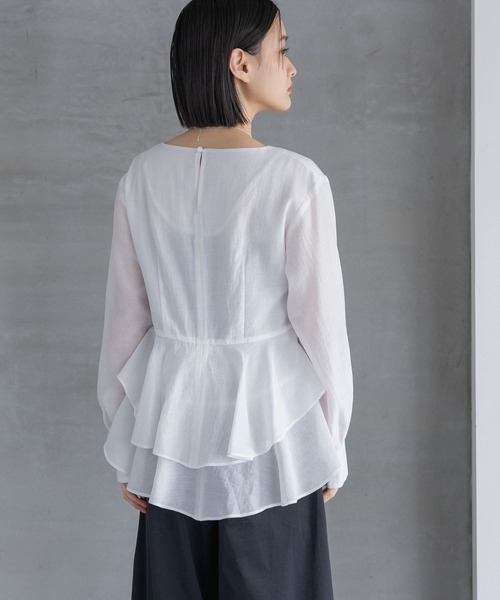 A part by（アパートバイ）の「アシメペプラムブラウス（シャツ/ブラウス・レディース・オフホワイト/ライトベージュ/ブラック・FREE）」の8枚目の写真