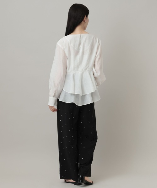 A part by（アパートバイ）の「アシメペプラムブラウス（シャツ/ブラウス・レディース・オフホワイト/ライトベージュ/ブラック・FREE）」の12枚目の写真