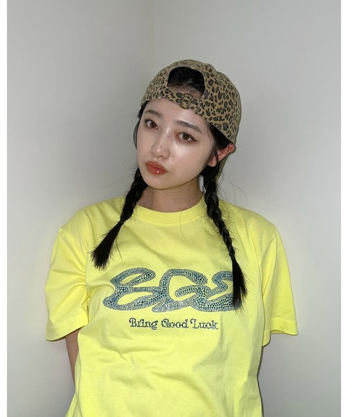 BGL（ビージーエル）の「RHINESTONE LOGO TEE / ラインストーン / ロゴ / キラキラ 半袖Tシャツ（Tシャツ/カットソー・レディース・ブラック/ライトブルー/ホワイト/ライトイエロー・S/M/L）」の19枚目の写真