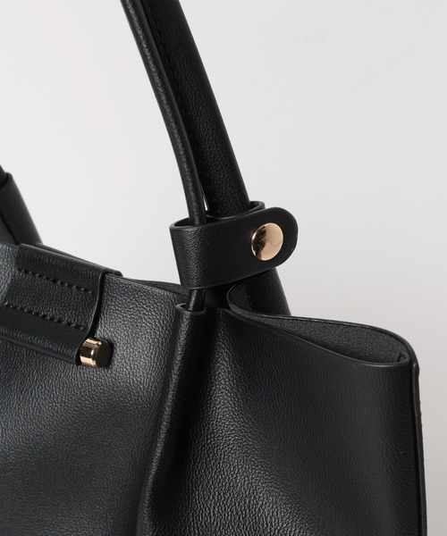 mysty woman（ミスティウーマン）の「ミニマルバケットBAG 681251（トートバッグ・レディース・ブラック/グレイッシュベージュ・FREE）」の10枚目の写真