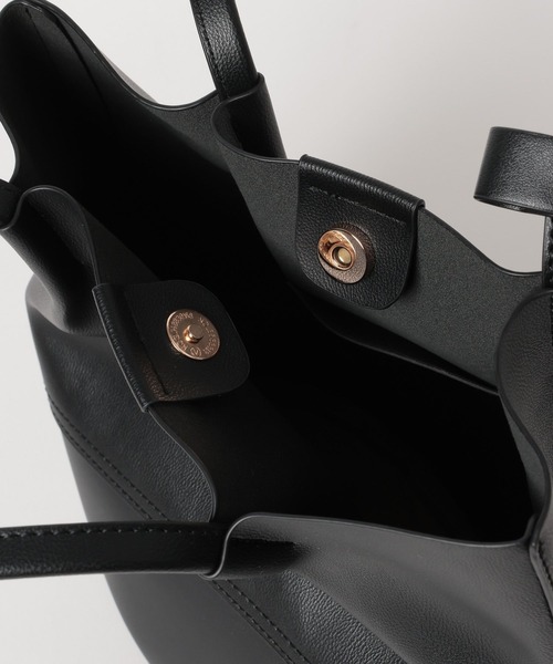 mysty woman（ミスティウーマン）の「ミニマルバケットBAG 681251（トートバッグ・レディース・ブラック/グレイッシュベージュ・FREE）」の8枚目の写真