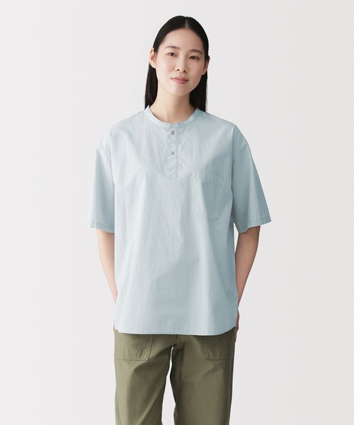 無印良品(ムジルシリョウヒン)の「紳士 涼感ヘンリーネック半袖布帛Tシャツ(シャツ/ブラウス・メンズ・ホワイト系/ブルー/グレー系/ネイビー/ダークグレー/ホワイト・S/M/L/XL)」の9枚目の写真
