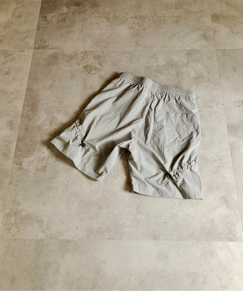 MMMM(エムエムエムエム)の「MMMM/ ナイロンワッシャーシャーリングショートパンツ(その他パンツ・メンズ・ブラック/グレー・MEDIUM/LARGE)」の8枚目の写真