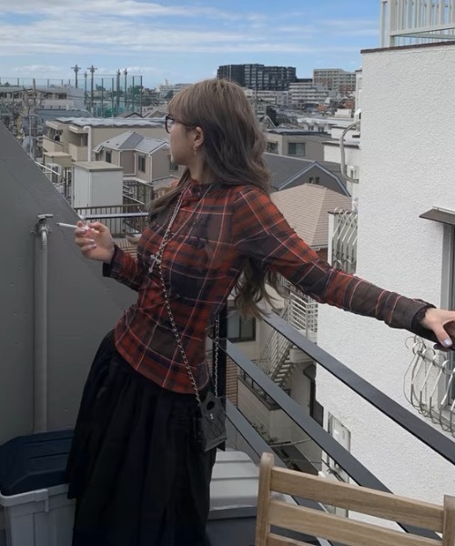 Alvia(アルビア)の「レースチェックチュールトップス(その他トップス・レディース・レッド・M)」の6枚目の写真