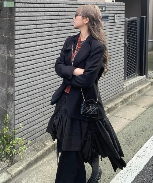 Alvia(アルビア)の「レースチェックチュールトップス(その他トップス・レディース・レッド・M)」の11枚目の写真
