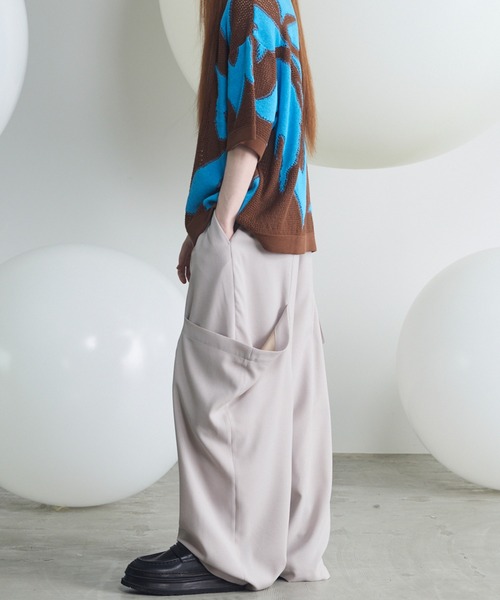 MAISON SPECIAL(メゾンスペシャル)の「《UNISEX》Linen Mix Slab Side Big Pocket Prime-Wide Pants/リネンミックススラブサイドビックポケットプライムワイドパンツ【MAISON SPECIAL/メゾンスペシャル】■セットアップ対応■(その他パンツ・メンズ・チャコールグレー/グレイッシュベージュ/ブラック・2/1/0)」の20枚目の写真