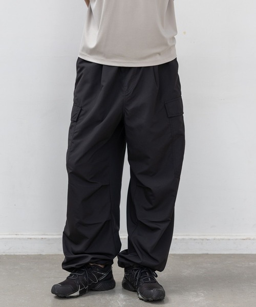 LAKOLE（ラコレ）の「コンフォートカーゴパンツ / 666572（カーゴパンツ・メンズ・カーキ/ブラック・LARGE/SMALL/MEDIUM）」の3枚目の写真