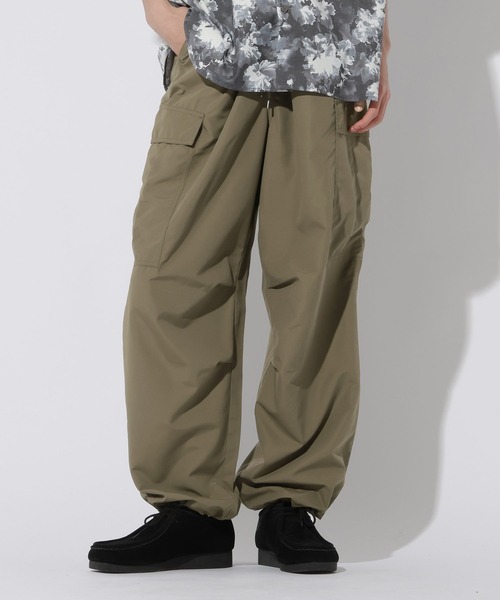 LAKOLE（ラコレ）の「コンフォートカーゴパンツ / 666572（カーゴパンツ・メンズ・カーキ/ブラック・LARGE/SMALL/MEDIUM）」の11枚目の写真