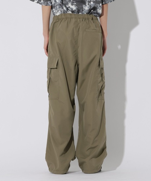 LAKOLE（ラコレ）の「コンフォートカーゴパンツ / 666572（カーゴパンツ・メンズ・カーキ/ブラック・LARGE/SMALL/MEDIUM）」の15枚目の写真
