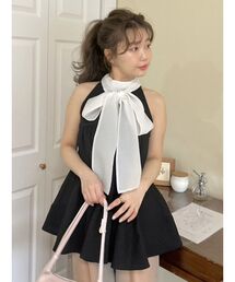 美品 Lily Brown フリル衿サテンブラウス LILY BROWN（リリーブラウン）の「フリル衿サテンブラウス（シャツ
