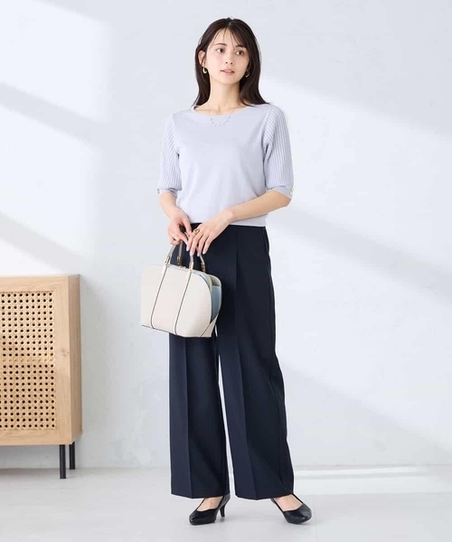 a.v.v（アーヴェヴェ）の「プリーツスリーブサマーニット【接触冷感/UVカット】（ニット/セーター・レディース・グリーン/ライトグレー/ブラック・38/36/42/40）」の9枚目の写真