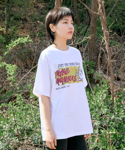 MOSQUITO MURDERERS(モスキートマーダラーズ)の「MAGIC NUMBERS T-SHIRT(Tシャツ/カットソー・メンズ・その他・1/2/3)」の3枚目の写真