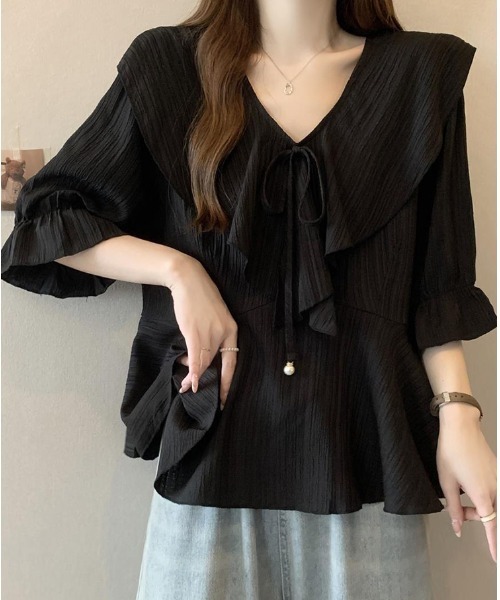 mielu（ミエル）の「ラッフルデザインペプラムブラウス（シャツ/ブラウス・レディース・ブラック/ホワイト・LARGE/MEDIUM）」の6枚目の写真
