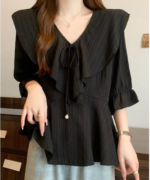 mielu（ミエル）の「ラッフルデザインペプラムブラウス（シャツ/ブラウス・レディース・ブラック/ホワイト・LARGE/MEDIUM）」の8枚目の写真
