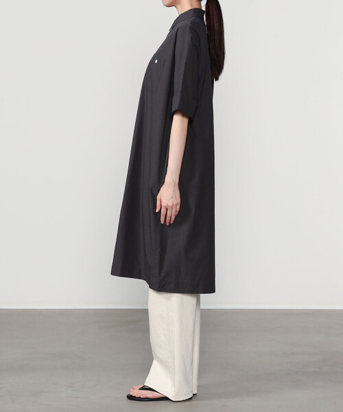 DANTON(ダントン)の「DANTON | コットンポプリン ワークシャツワンピース WOMEN(ワンピース・レディース・チャコール・36)」の11枚目の写真