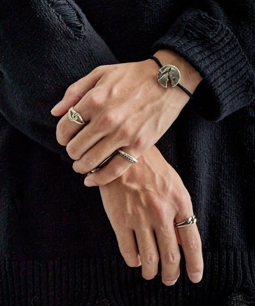 XOLO（ショロ）の「[XOLO JEWELRY/ショロジュエリー] DOUBLE LOOP シルバーリング（リング・メンズ・シルバー・L）」の6枚目の写真