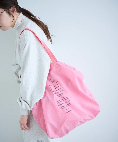 I am I in fact...（アイアムアイインファクト）の「ID BAG（トートバッグ・レディース・ブラック/ピンク・FREE）」の4枚目の写真