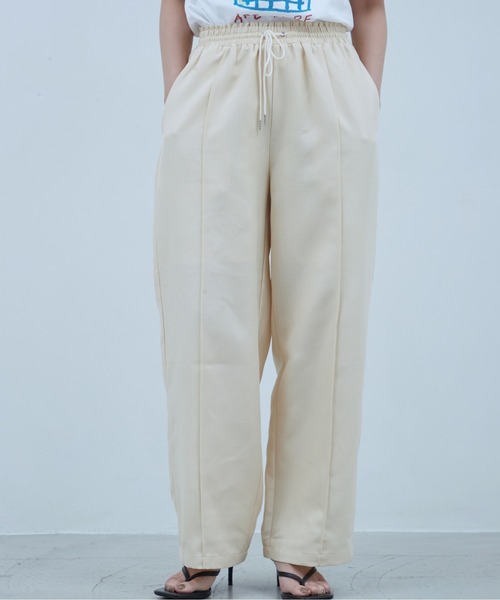 OFROOM（オフルーム）の「Linen Like Pintuck Pants｜リネンライクピンタックパンツ（その他パンツ・レディース・ベージュ/ブラック/アイボリー・FREE）」の17枚目の写真