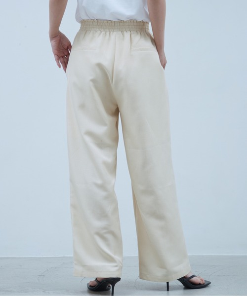 OFROOM（オフルーム）の「Linen Like Pintuck Pants｜リネンライクピンタックパンツ（その他パンツ・レディース・ベージュ/ブラック/アイボリー・FREE）」の9枚目の写真