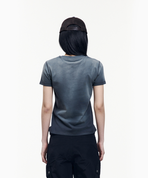 AAKAM（アーカム）の「Dust Fade CROS2 Half Top (Blue)（Tシャツ/カットソー・レディース・その他・1/3/2）」の12枚目の写真