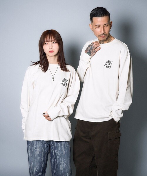 Subciety(サブサエティ)の「Aged script embroidery tee(Tシャツ/カットソー・メンズ・ホワイト/ブラック・X-LARGE/SMALL/MEDIUM/LARGE)」の7枚目の写真