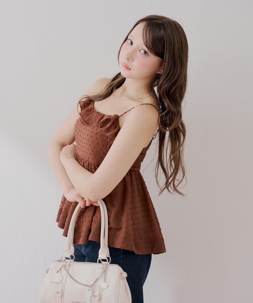 Chico(チコ)の「オフショルドビーペプラムブラウス(シャツ/ブラウス・レディース・ホワイト/ブラック/ブラウン・FREE)」の15枚目の写真