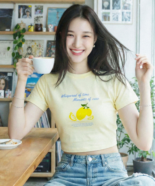MIND BRIDGE WOMEN（マインドブリッジウーマン）の「[W][UNS]グラフィックスリムフィット半袖Tシャツ - 2カラー（Tシャツ/カットソー・レディース・ホワイト/ライトイエロー・55/66）」の3枚目の写真