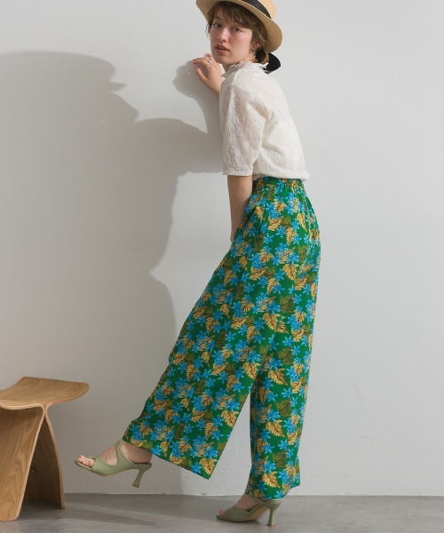 MAFRAIS(マフレ)の「花柄 センター コバパンツ(その他パンツ・レディース・ホワイト系その他/グリーン系その他・FREE)」の13枚目の写真