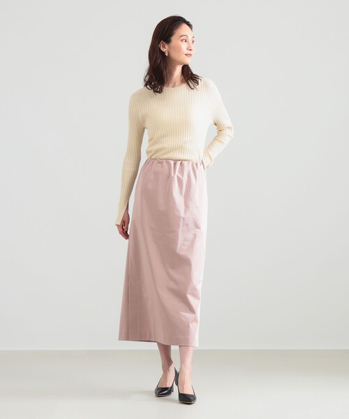 Demi-Luxe BEAMS(デミルクス ビームス)の「サイドスリット サテン スカート(スカート・レディース・ネイビー/ピンク・38/36)」の5枚目の写真
