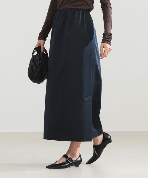 Demi-Luxe BEAMS(デミルクス ビームス)の「サイドスリット サテン スカート(スカート・レディース・ネイビー/ピンク・38/36)」の10枚目の写真