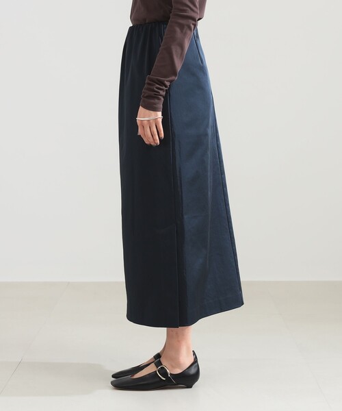 Demi-Luxe BEAMS(デミルクス ビームス)の「サイドスリット サテン スカート(スカート・レディース・ネイビー/ピンク・38/36)」の12枚目の写真