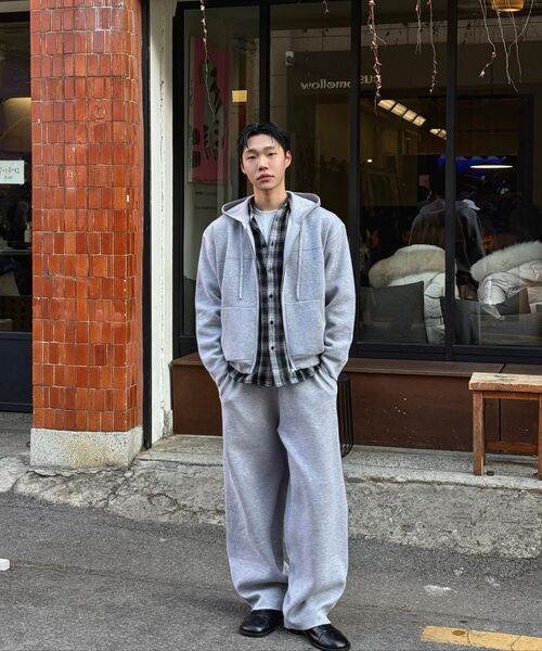 SUARE(スアレ)の「ニットスウェットパンツ - 4カラー(スウェットパンツ・メンズ・ライトグレー/ブラック/ネイビー/オートミール・MEDIUM/LARGE/X-LARGE)」の12枚目の写真