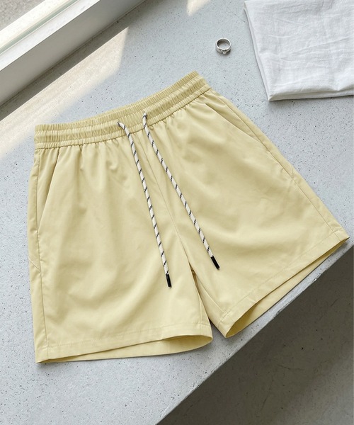 IRADOWL(アイラドール)の「軽量ナイロンタッチショートパンツ(その他パンツ・レディース・アイボリー/ネイビー/ベージュ/ライトグレー・MEDIUM/SMALL)」の8枚目の写真