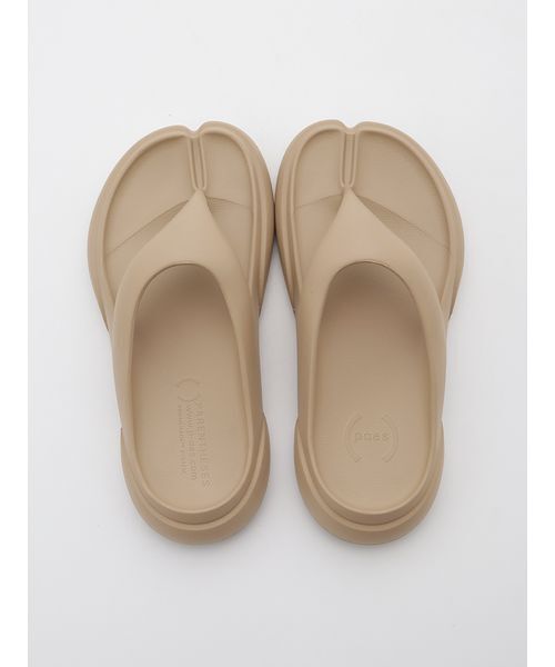 emmi（エミ）の「【PAES】New Flipflop（サンダル・レディース・グレイッシュベージュ・24/23）」の6枚目の写真