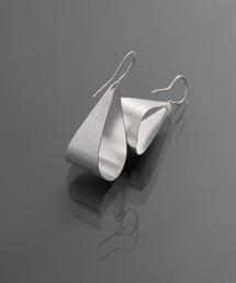 YArKA（ヤーカ）の「【YArKA/ヤーカ】surface processing drops of air motif earring(pierce) [ftdtf14] / 空気の滴ピアス（ピアス（両耳用））」