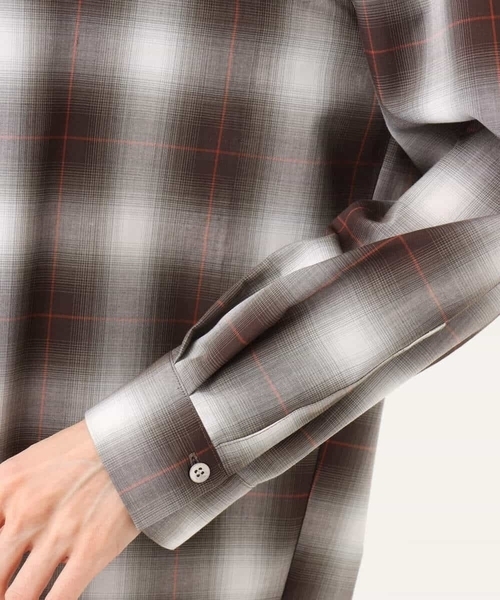 MK MICHEL KLEIN（エムケーミッシェルクラン）の「[洗える]オンブレチェック柄シャツブラウス（シャツ/ブラウス・レディース・ブラウン/ブルー/ネイビー・38）」の8枚目の写真