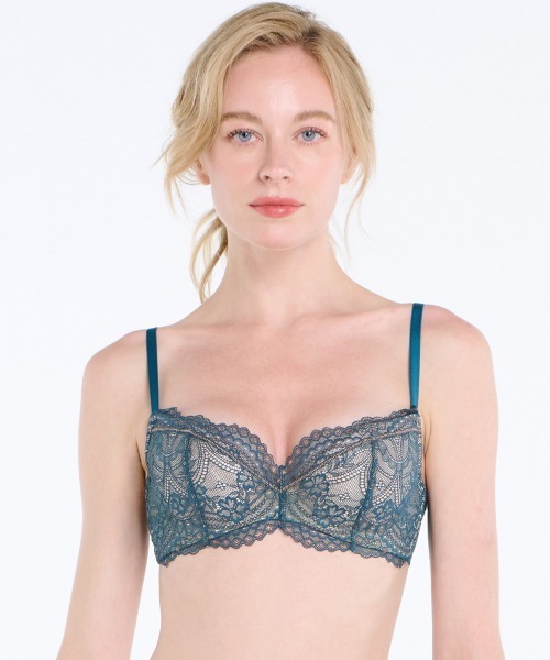 ANNEBRA(アンブラ)の「Amaryllis デコルテメイクブラジャー(ブラジャー・レディース・ブラック/ダークグリーン・B70/B75/C70/C75/C80/D70/D75/D80/E70/E75/E80/F70/F75/G70/G75)」の7枚目の写真