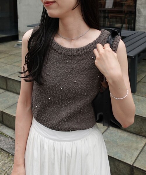 CAPRICIEUX LE'MAGE(カプリシューレマージュ)の「シルバードットスラブタンク(Tシャツ/カットソー・レディース・アイボリー/チャコールグレー・FREE)」の2枚目の写真