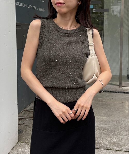 CAPRICIEUX LE'MAGE(カプリシューレマージュ)の「シルバードットスラブタンク(Tシャツ/カットソー・レディース・アイボリー/チャコールグレー・FREE)」の21枚目の写真