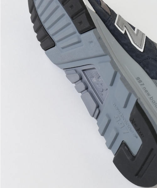 NEW BALANCE(ニューバランス)の「◇NEW BALANCE/ニューバランス: M997 (スニーカー・メンズ・ネイビー/グレー・26.5/28/26/27/25.5/27.5)」の5枚目の写真