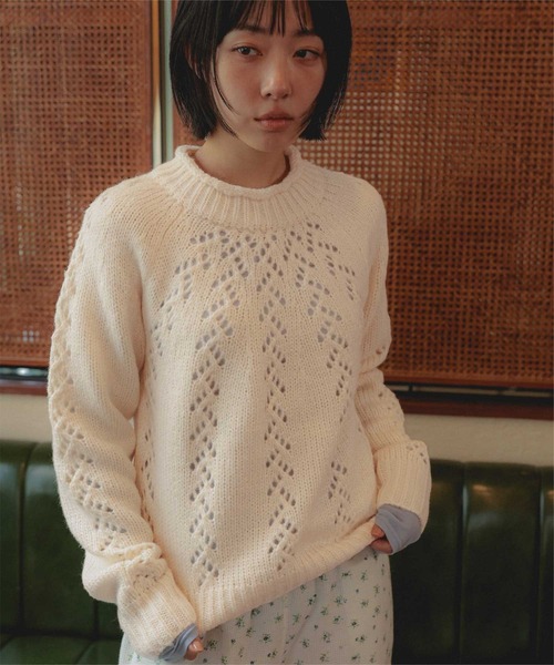 miette(ミエット)の「アイレット編みニットプルオーバー(ニット/セーター・レディース・アイボリー/ベージュ/レッド・FREE)」の5枚目の写真