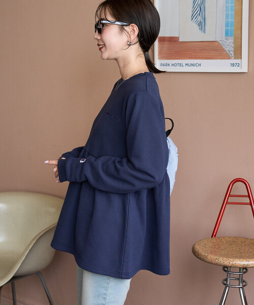 FREAK'S STORE(フリークスストア)の「限定展開 Champion × FREAK'S STORE/チャンピオン 別注 切り替え チュニック スウェット プルオーバー(スウェット・レディース・ネイビー/グレー/ライトグレー/レッド/ブラック・フリ-)」の8枚目の写真