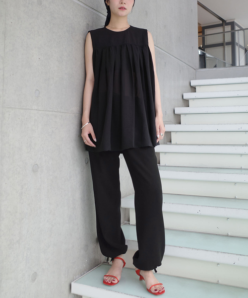 IENA(イエナ)の「《一部店舗限定》Maison IENA ドローストリングパンツ(その他パンツ・レディース・ブラック・38/36)」の10枚目の写真