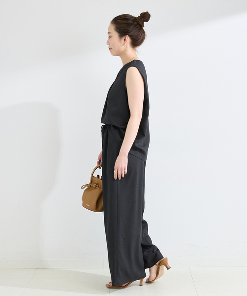 B.C STOCK(ベーセーストック)の「《追加2》《S/Mサイズ展開》《2点セット》リネンライクセットアップ(つなぎ/オールインワン・レディース・ウッド/ブラック/ベージュ・SMALL/MEDIUM)」の14枚目の写真