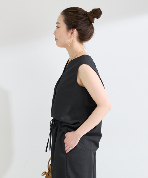 B.C STOCK(ベーセーストック)の「《追加2》《S/Mサイズ展開》《2点セット》リネンライクセットアップ(つなぎ/オールインワン・レディース・ウッド/ブラック/ベージュ・SMALL/MEDIUM)」の17枚目の写真