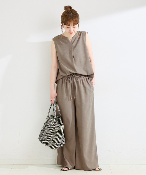 B.C STOCK(ベーセーストック)の「《追加2》《S/Mサイズ展開》《2点セット》リネンライクセットアップ(つなぎ/オールインワン・レディース・ウッド/ブラック/ベージュ・SMALL/MEDIUM)」の19枚目の写真