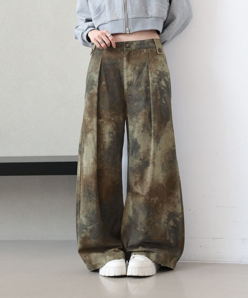 RAGEBLUE(レイジブルー)の「サビ柄タックボリュームワイドパンツ(その他パンツ・レディース・ピンク系/ブラウン系/カーキ系・FREE)」の3枚目の写真